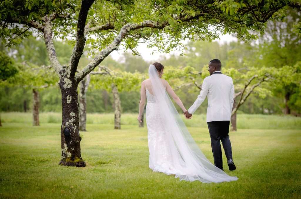 Hiring a wedding photographer